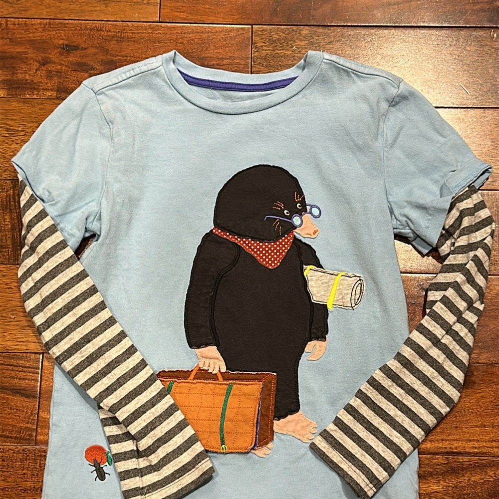 Kids Mini Boden Blue and Black Mole Graphic Shirt Sz 9-10